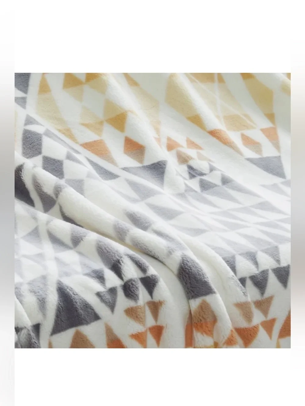 Pendleton Ultra Soft Plush Sherpa Blanket - Arrow Point - Queen Size